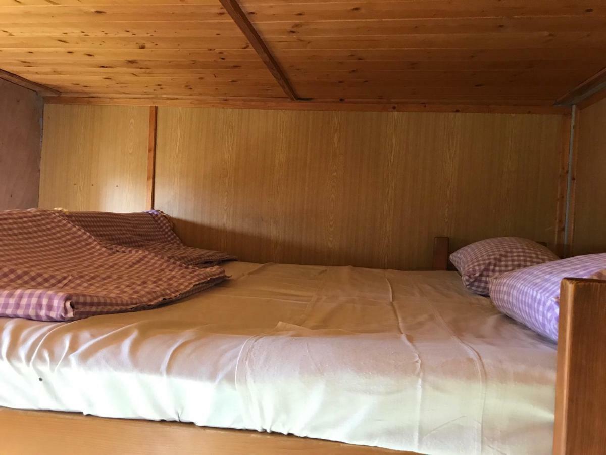 Retro Chaty U Plaze Lipno Hotel Cerna v Posumavi Luaran gambar